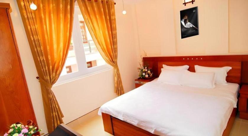 Blue River 2 Hotel โฮจิมินห์ซิตี้ ภายนอก รูปภาพ